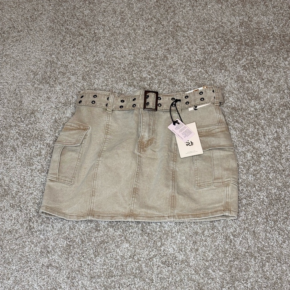 Sincerely Jules Beige Mini Skirt with Belt
